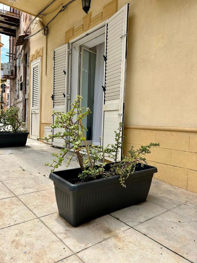Casa Repasi Lägenhet Sferracavallo Exteriör bild